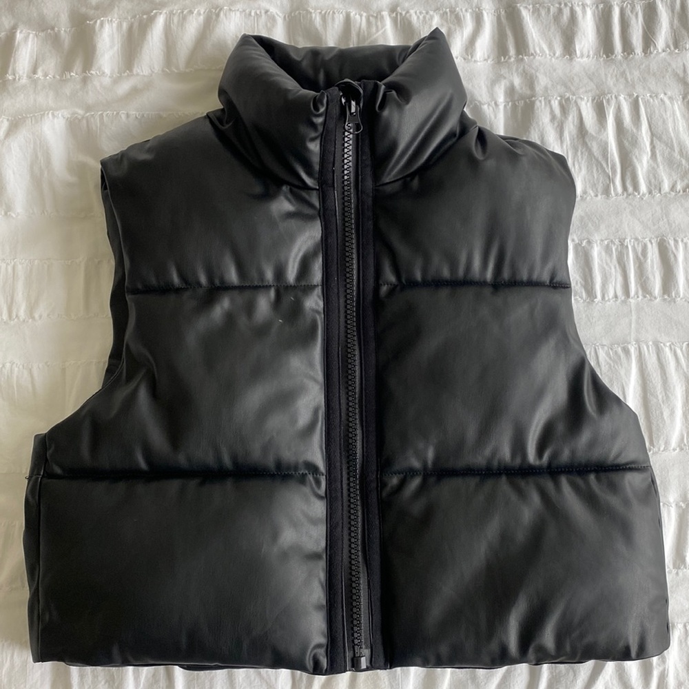 Zara - Faux leather cropped vest